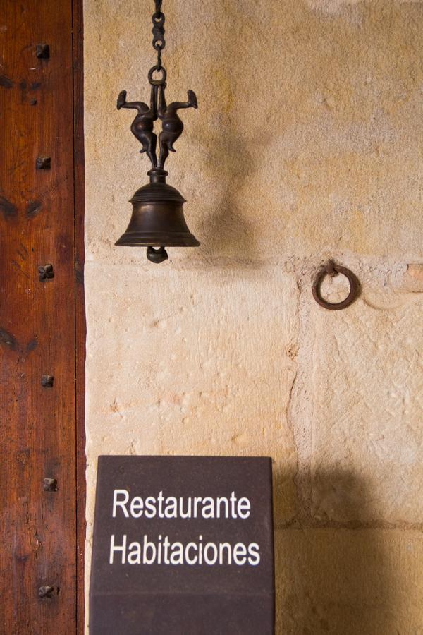 Hospederia Virgen De La Fuente Hotel Peñarroya de Tastavins Esterno foto